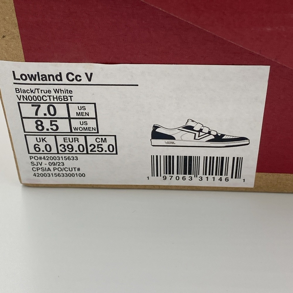 Vans Lowland CC V Shoes ComfyCush Men's Size 7 Black True White VN000CTH6BT NIB - Picture 9 of 9
